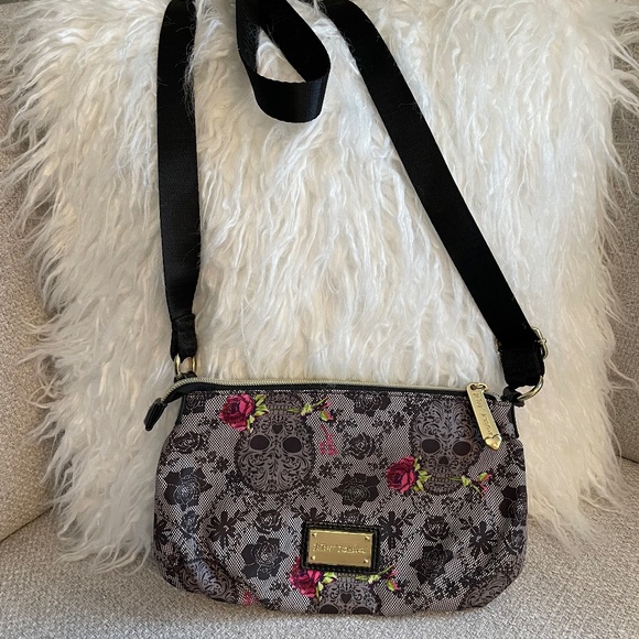 Betsey Johnson Handbags - Betsey Johnson Skull and Roses Bag